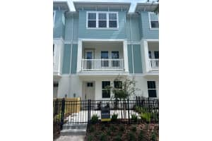 2137 1ST AVENUE, SAINT PETERSBURG, FL 33701 Sold 02/27/25
