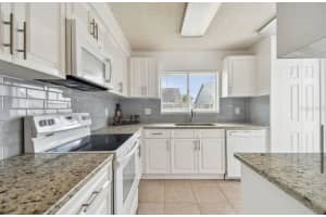 8712 SOMERSWORTH PLACE, TAMPA, FL 33634 Sold 12/02/24