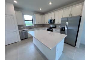 5745 SILVERSIDE PINE COURT, LAKEWOOD RANCH, FL 34211 Sold 10/29/24