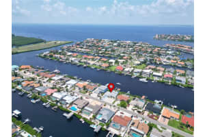 911 CHIPAWAY DRIVE, APOLLO BEACH, FL 33572 Sold 09/23/24
