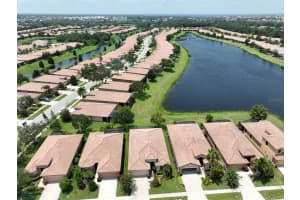 5724 SUNSET FALLS DRIVE, APOLLO BEACH, FL 33572 Sold 12/12/24