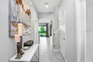 5454 SILVER SUN, APOLLO BEACH, FL 33572 Sold 02/07/25