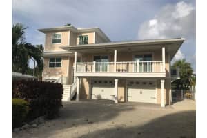 210 Lakeview Dr, ANNA MARIA 210 Lakeview Dr, ANNA MARIA