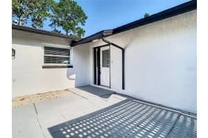 1392 CRESCENT COURT, TARPON SPRINGS, FL 34689 Sold 10/17/24
