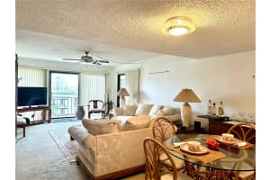 7871 SAILBOAT KEY BOULEVARD, SOUTH PASADENA, FL 33707 Sold 09/23/24