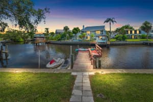 114 SUNRISE DRIVE, PALM HARBOR, FL 34683 Sold 01/29/25