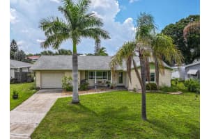 105 12TH STREET, RUSKIN, FL 33570 Sold 11/12/24