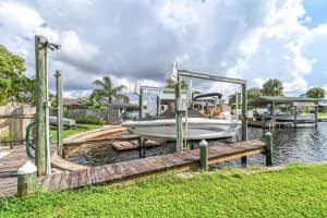 105 12TH STREET, RUSKIN, FL 33570 Sold 11/12/24