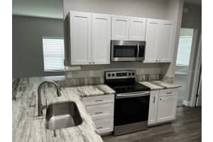 5825 LAKE CHAMPLAIN DRIVE, ORLANDO, FL 32829 Sold 01/28/25