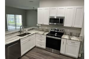 5825 LAKE CHAMPLAIN DRIVE, ORLANDO, FL 32829 Sold 01/28/25