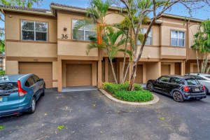 602 ARBOR LAKE LANE, TAMPA, FL 33602 Sold 10/04/24