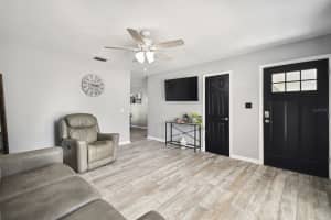 915 DIXIE MAID LANE, VALRICO, FL 33594 Sold 12/13/24