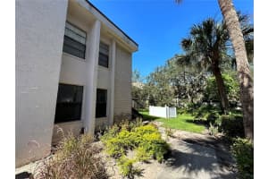 5137 PURITAN CIRCLE, TAMPA, FL 33617 Sold 01/03/25