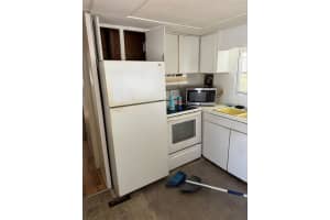 27466 US HIGHWAY 19 N #9, CLEARWATER, FL 33761 Sold 09/12/25