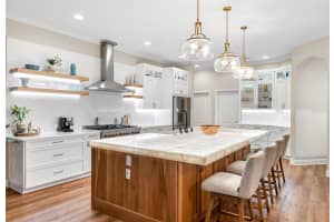6121 KESTRELRIDGE DRIVE, LITHIA, FL 33547 Sold 09/13/24