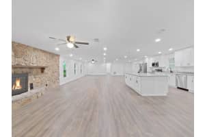 5206 FIVE ACRE RD, PLANT CITY, FL 33565 Sold 05/12/25
