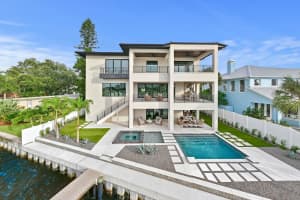 48 SANDPIPER ROAD, TAMPA, FL 33609 Sold 10/31/24