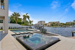 48 SANDPIPER ROAD, TAMPA, FL 33609 Sold 10/31/24