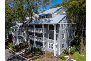 2511 DOLLY BAY DRIVE, PALM HARBOR, FL 34684 Sold 09/03/25