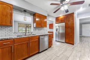 2904 LEWIS ROAD, DOVER, FL 33527 Sold 04/28/25