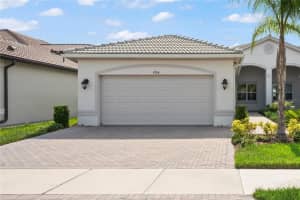 4906 Avila Lakes Dr, WIMAUMA