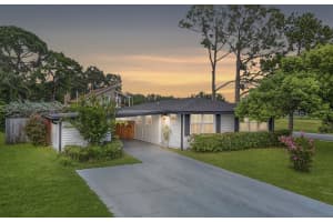 750 ROANOKE STREET, DUNEDIN, FL 34698 Sold 02/24/25