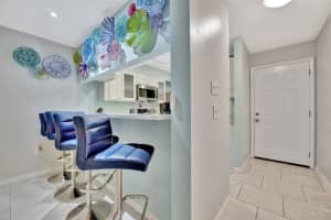 3001 58TH AVENUE, SAINT PETERSBURG, FL 33712 Sold 02/07/25