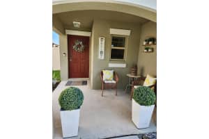10205 SUMMER KISS AVENUE, RIVERVIEW, FL 33578 Sold 06/09/25