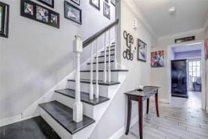 10110 HAMPTON PL, TAMPA, FL 33618 Sold 10/07/24