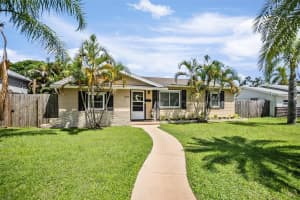 239 39TH AVENUE, SAINT PETERSBURG, FL 33703 Sold 11/01/24