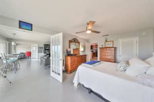 100 BLUFF VIEW DRIVE, BELLEAIR BLUFFS, FL 33770 Sold 11/22/24
