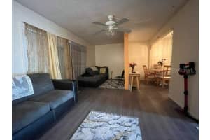 5122 TENNIS COURT CIRCLE, TAMPA, FL 33617 Sold 12/03/24