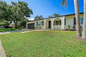 1689 PENNSYLVANIA AVENUE, ST PETERSBURG, FL 33703 Sold 09/20/24