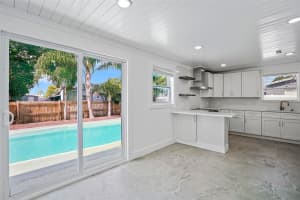1689 PENNSYLVANIA AVENUE, ST PETERSBURG, FL 33703 Sold 09/20/24