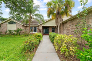 3933 NORTHRIDGE DRIVE, VALRICO, FL 33596 Sold 11/08/24