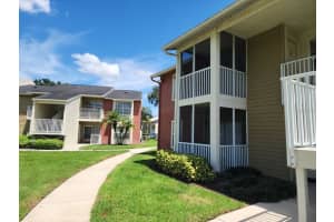 209 LAKE BROOK CIRCLE, BRANDON, FL 33511 Sold 02/01/25