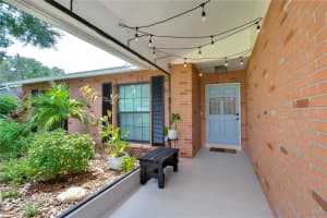 11416 COUNTRY OAKS DRIVE, TAMPA, FL 33618 Sold 11/08/24