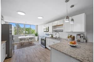 4915 BAY STREET, ST PETERSBURG, FL 33703 Sold 11/15/24
