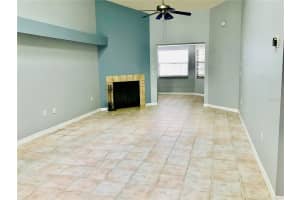 10425 LA MIRAGE COURT, TAMPA, FL 33615 - MLS#MFRT3551429