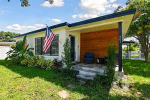 301 GLEN AVENUE, TAMPA, FL 33609 - MLS#MFRT3551446
