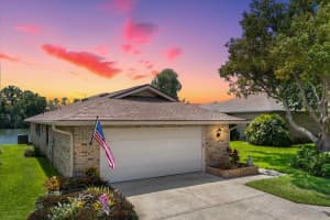 696 Caribbean Dr, LAKELAND