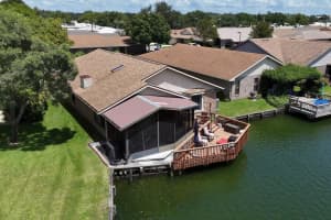 696 CARIBBEAN DRIVE, LAKELAND, FL 33803 - MLS#MFRT3551547