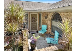 696 CARIBBEAN DRIVE, LAKELAND, FL 33803 - MLS#MFRT3551547
