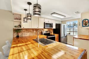 4401 SUNSTATE DRIVE, NEW PORT RICHEY, FL 34652 Sold 09/25/24