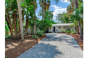 403 BARBARA LANE, TAMPA, FL 33609 Sold 12/11/24