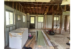 17352 US HIGHWAY 41, SPRING HILL, FL 34610 Sold 05/19/25