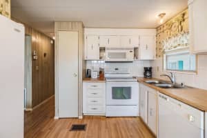 37743 MISSION HILLS AVENUE, ZEPHYRHILLS, FL 33541 Sold 07/21/25