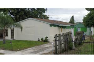 321 15TH STREET, WEST PALM BEACH, FL 33404 Sold 02/07/25