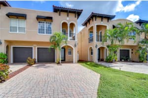 503 HUBERT AVENUE, TAMPA, FL 33609 Sold 12/02/24