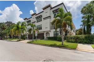 402 MELVILLE AVENUE, TAMPA, FL 33606 Sold 12/16/24